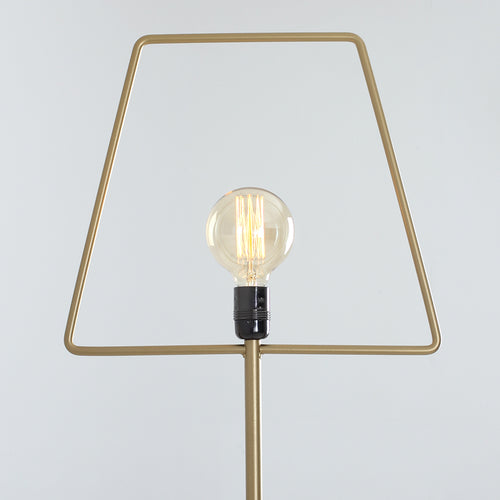 Stehlampe Firkant  Gold (1)