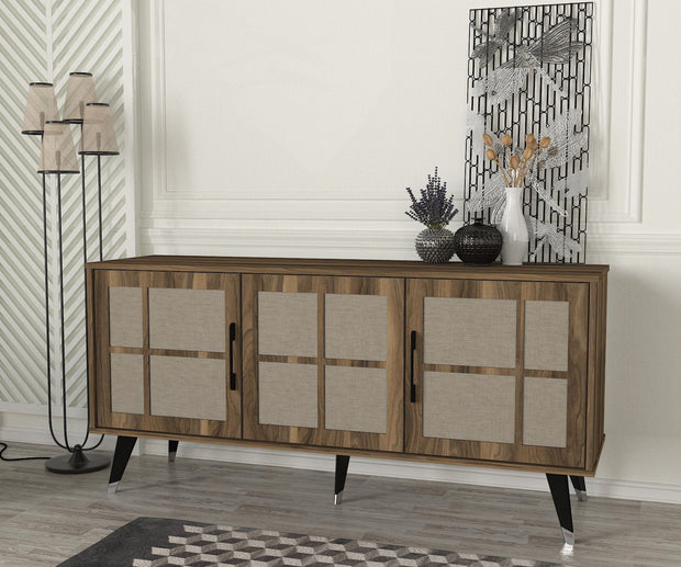 Sideboard mit 3 türen, Logan Nussbaum (1)